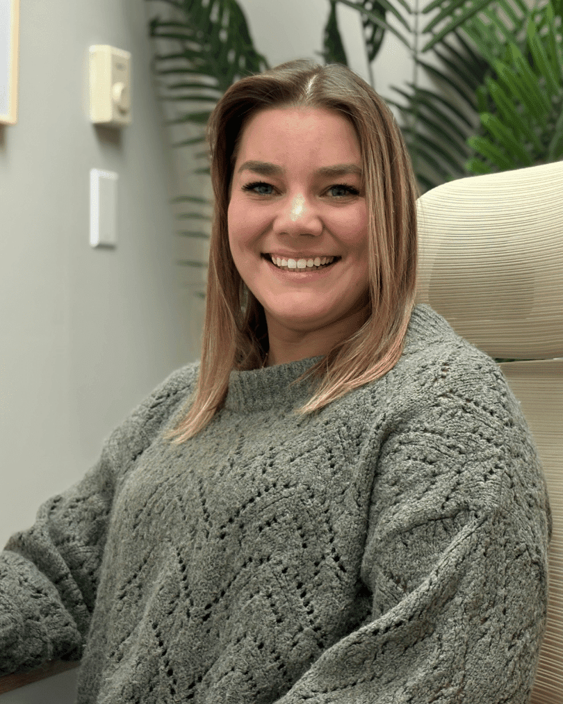 2 Courtney Wehrmann, BScN, Registered Nurse Psychotherapist